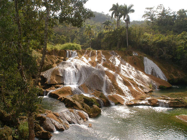 Recorrido a las cascadas y Parque Natural "El Nicho"